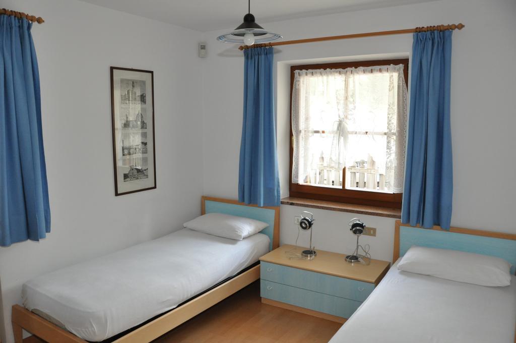 Casa Guido E Laura Appartement Pozza di Fassa Buitenkant foto